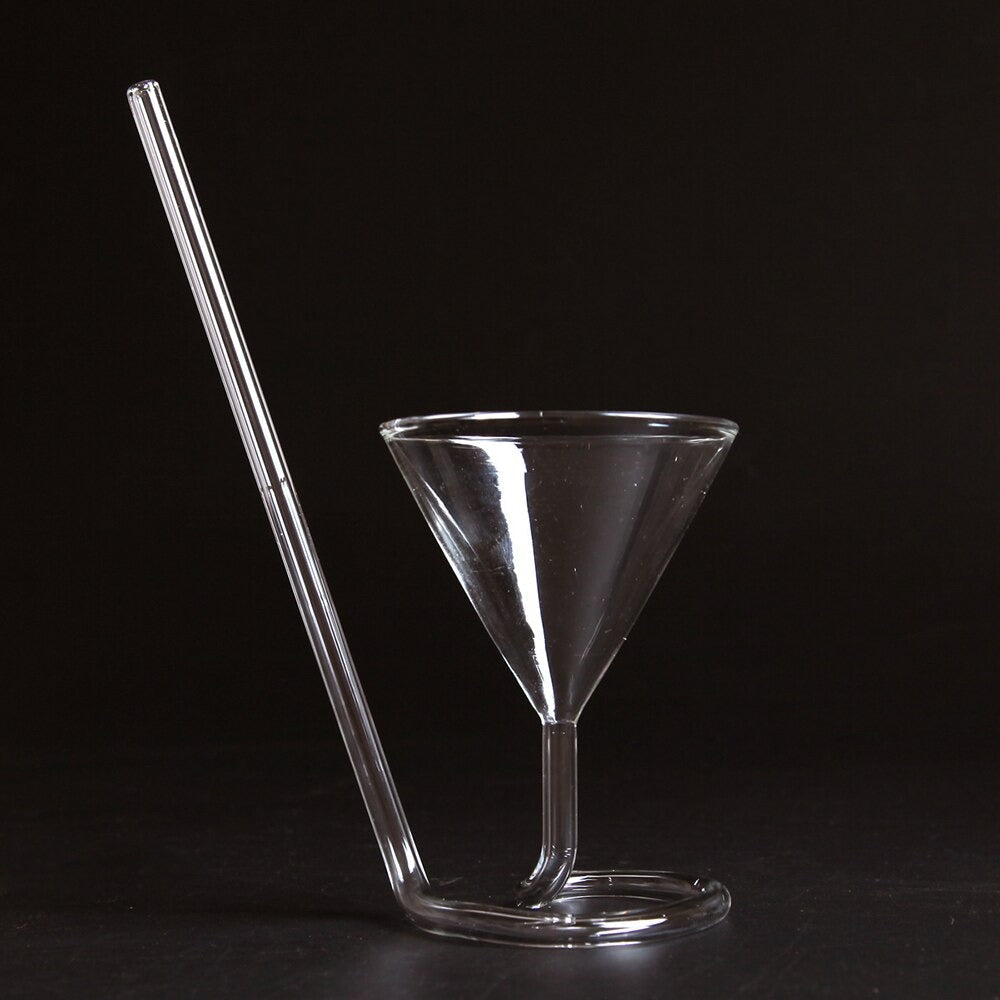 Cocktail glass with spiral straws