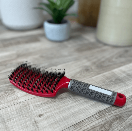 Doll brush