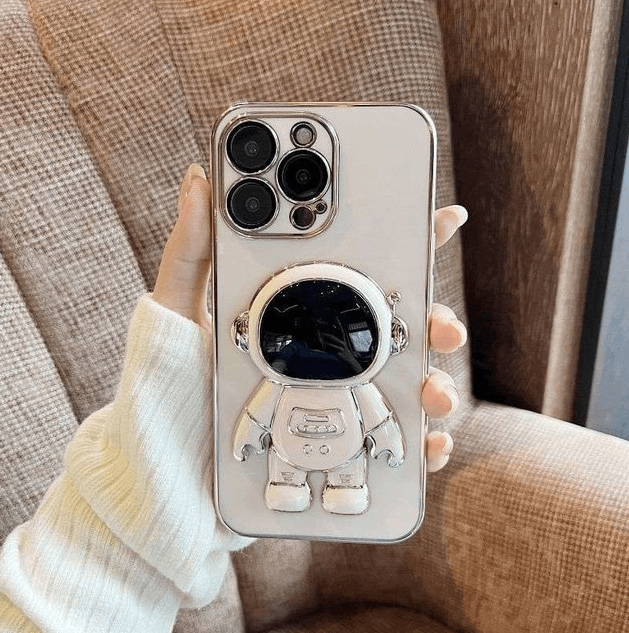 Astronaut phone case