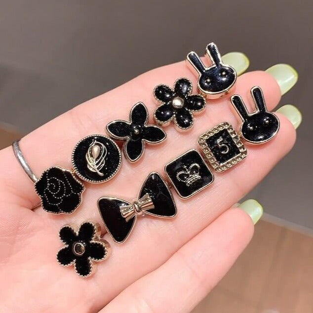 Women Elegant Brooch