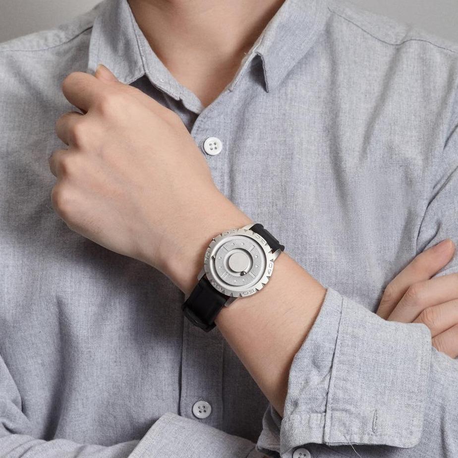 Eutour | Magnetisk bullet-klokke